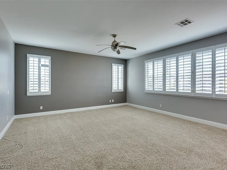 152 Ultra Dr — Photo 41