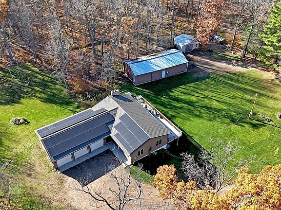 4th image of 2250 Forest Shores Rd