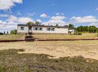 39019 Jasper Lowell Rd, Fall creek, OR 97438