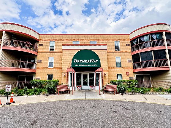 2nd image of 3232 Fremont Ave N APT 121