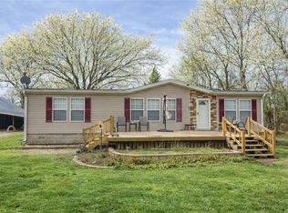 23098 Kiowa Rd, Parsons, KS 67357
