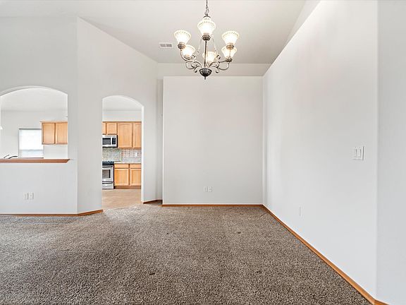 5th image of 2750 Stonecreek Dr