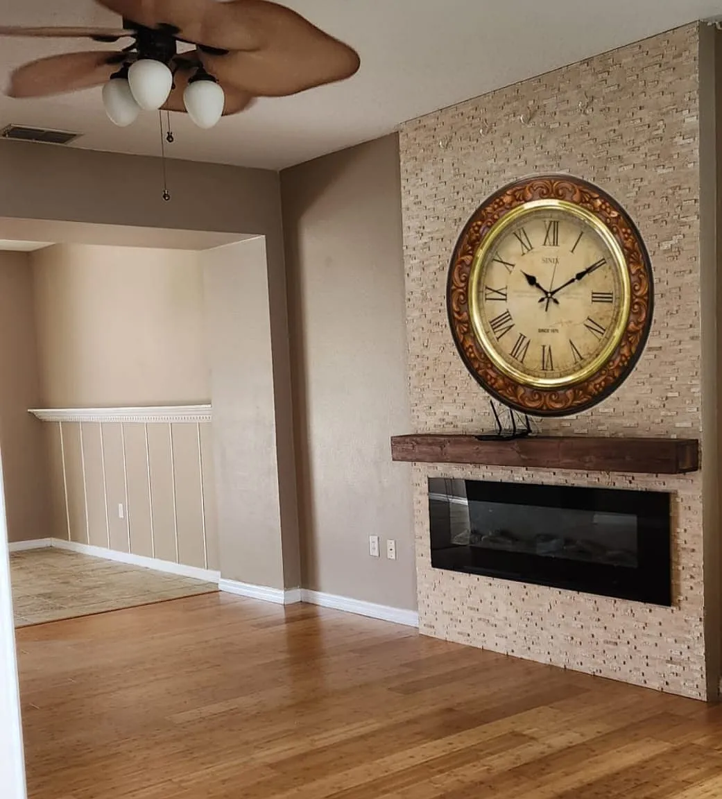 4 bed, 2.5 bath, 2231 sqft, $2,400 — Photo 2