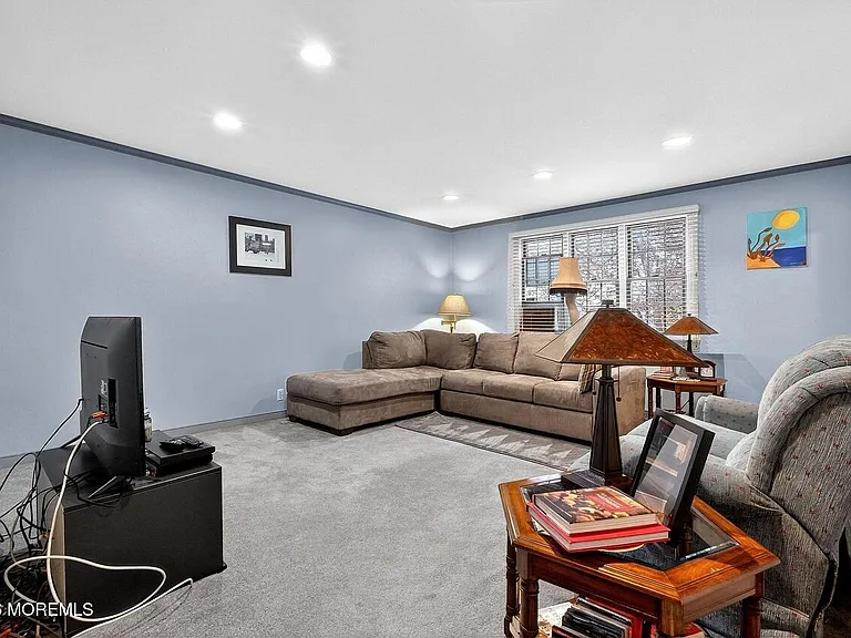 62 W 57th St — Photo 12
