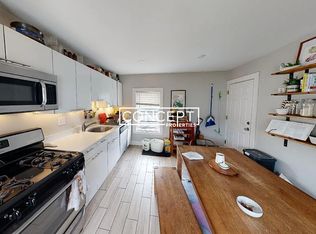 11 Pleasant St #2B, Cambridge, MA 02139