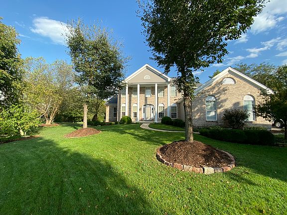 333 Meadowlake Drive