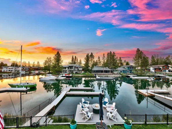 2151 Venice Dr, South Lake Tahoe, CA 96150