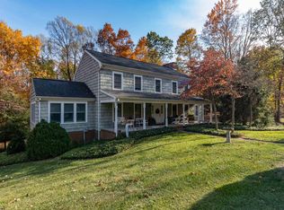 30 Cedar Ln, Bridgeport, WV 26330