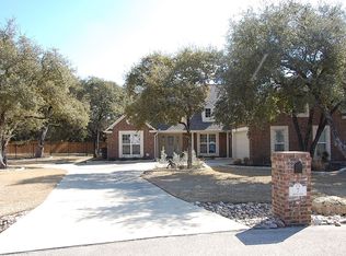 7 Holly Cv, Morgans Pt Resort, TX 76513