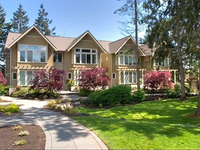 1st image of 360 Tormey Ln NE Ste 292