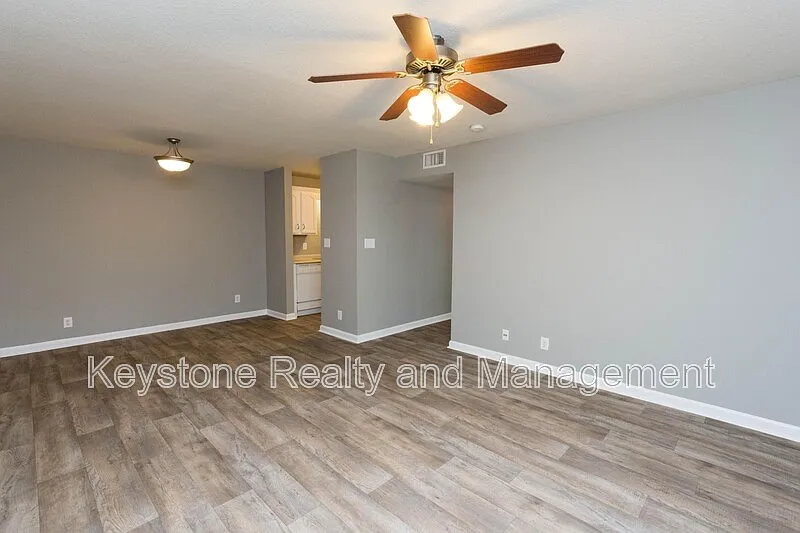 Building Photo - Royster Lane