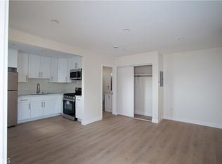 2255 Catalina St #201, Burbank, CA 91504