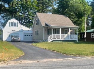 6 Circle Dr, Meredith, NH 03253