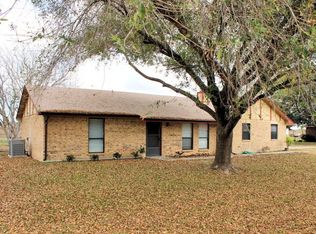 267 Country Ln, Maxwell, TX 78656