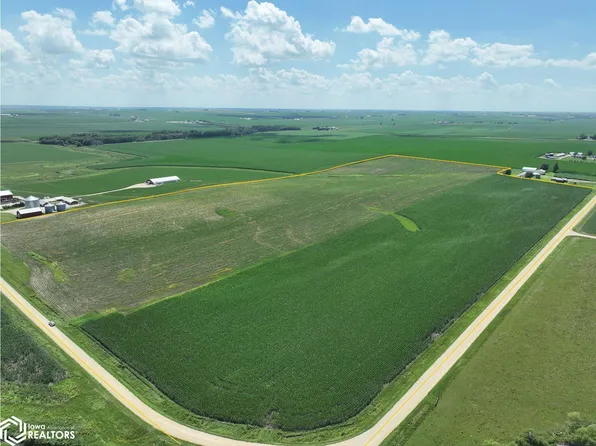 295th St, Manchester, IA 52057