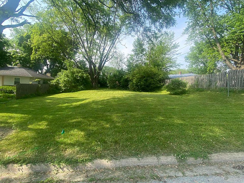 1st image of 26 Wren Cir