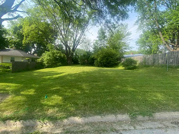 26 Wren Cir, Rockford, IL 61107