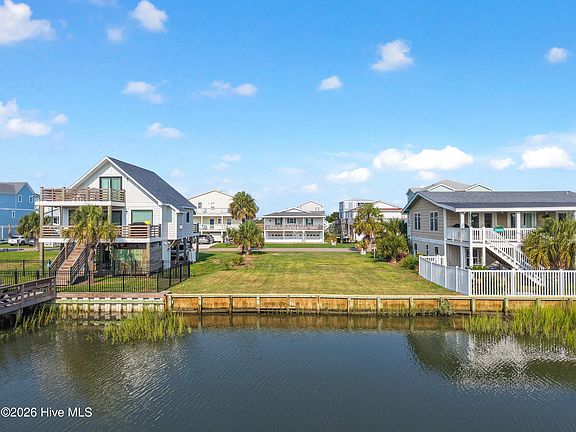 5th image of 116 Tarpon Drive