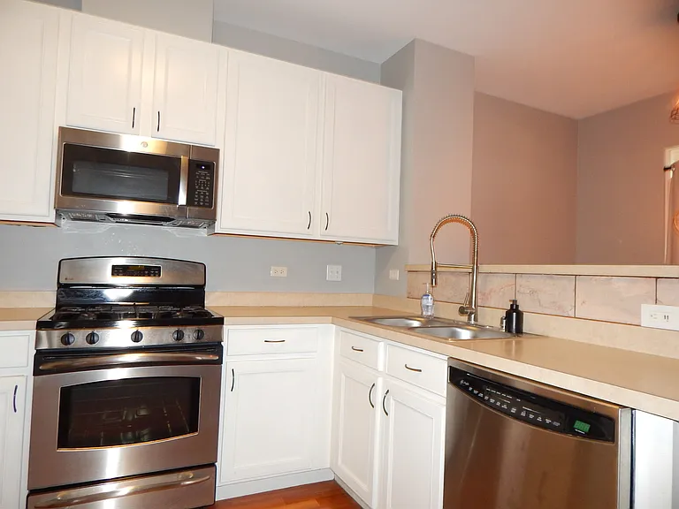 5612 Wildspring Dr — Photo 8