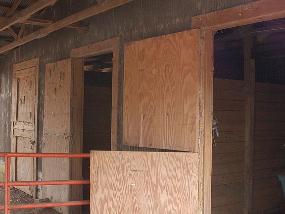 3 Stall Horse Barn