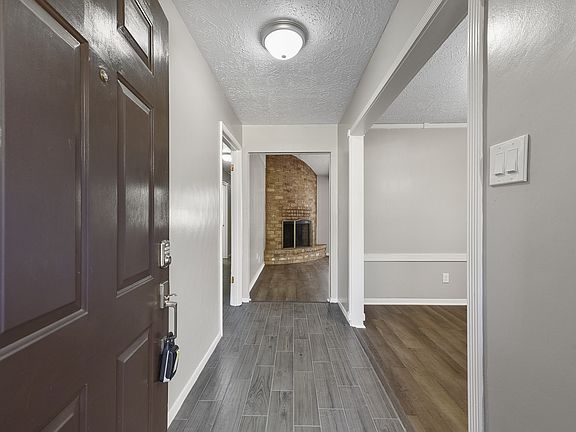 2nd image of 22227 Merrymount Dr
