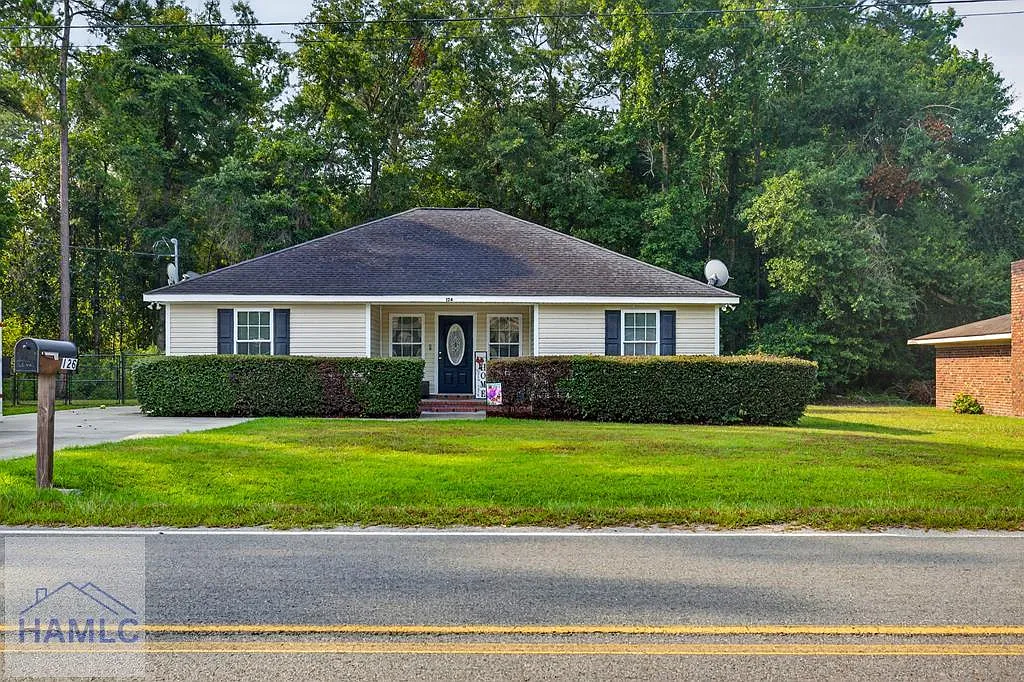 3 bed, 2.0 bath, 1260 sqft, $2,150 — Photo 3