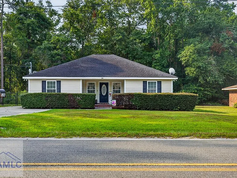 126 Thornton Dr NE — Photo 3