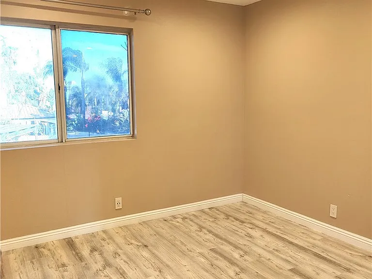 6953 Saddleback Pl — Photo 31