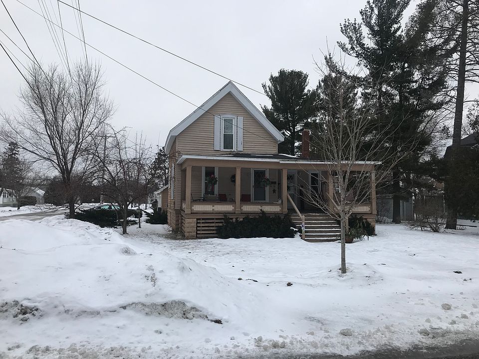 1st image of 310 W Lincoln St