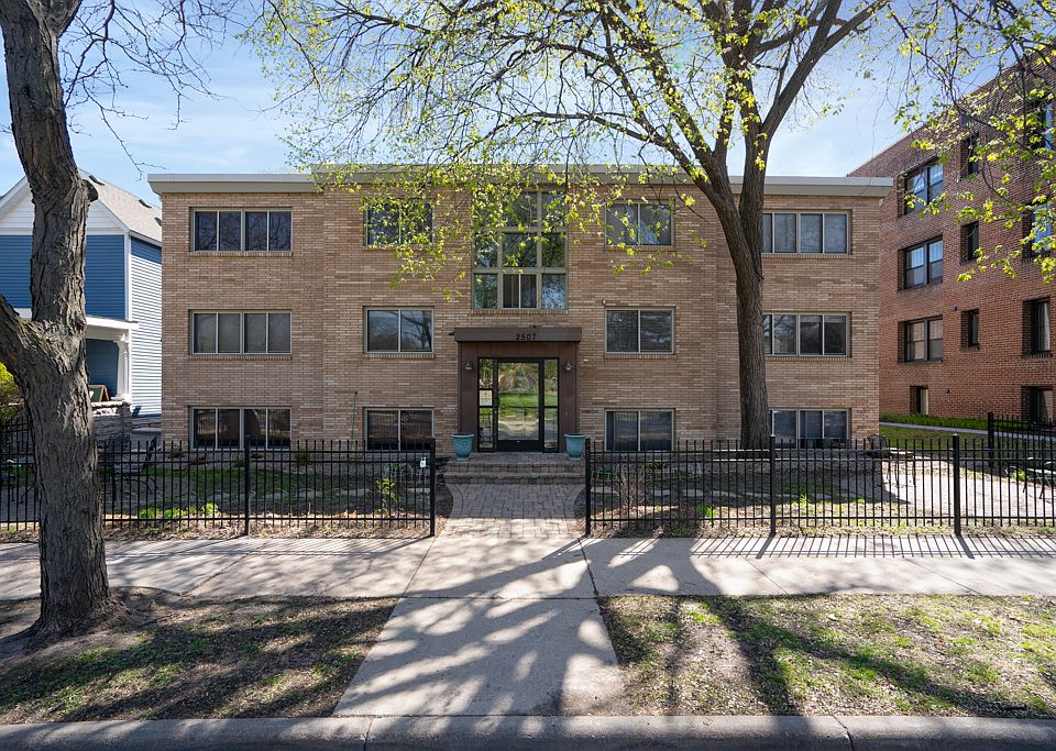 1st image of 2507 Bryant Ave S APT 104