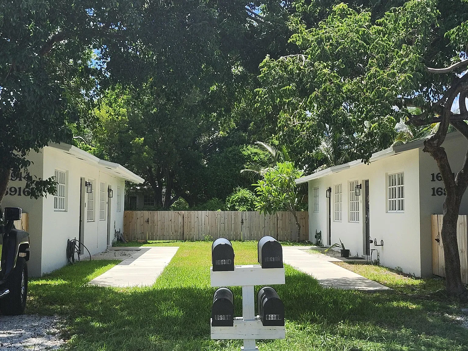 2 bed, 1.0 bath, 780 sqft, $1,950 — Photo 2