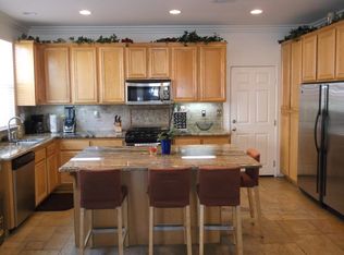 7025 College Park Dr, Corona, CA 92880