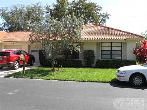 2nd image of 4620 Rosewood Tree Ct APT B