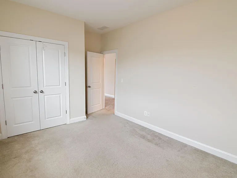 4909 Providence Country Club Dr — Photo 16