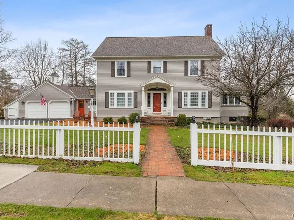 120 Lincklaen St, Cazenovia, NY 13035