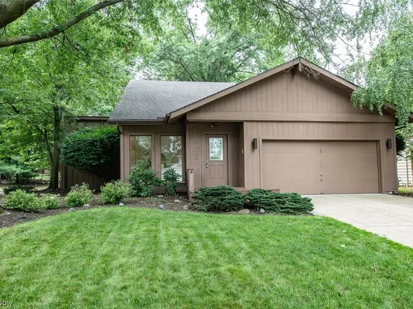 16968 Deer Path Dr, Strongsville, OH 44136