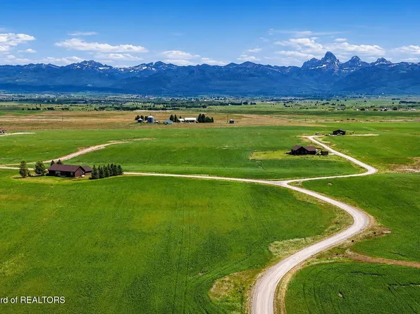 8894 W Ridge Rd, Tetonia, ID 83452