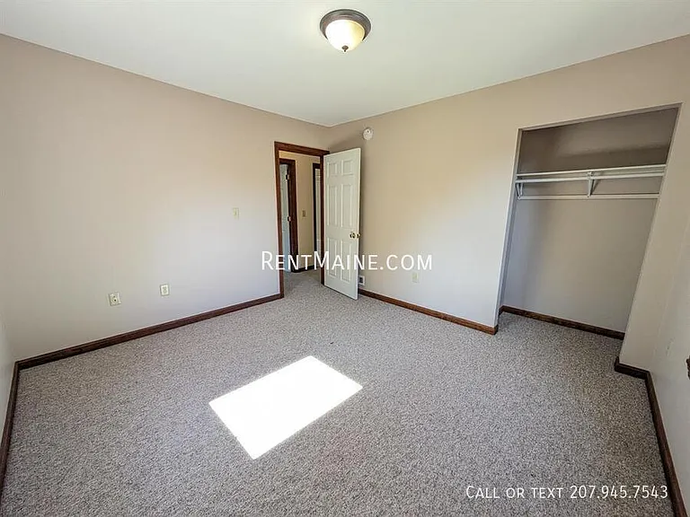 40 Dillingham St — Photo 28