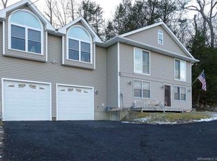 543 W Wakefield Blvd, Winsted, CT 06098