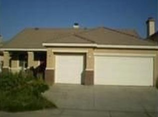3293 Galway Ln, Perris, CA 92571