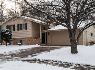 982 Elton Hills Ct NW, Rochester, MN 55901
