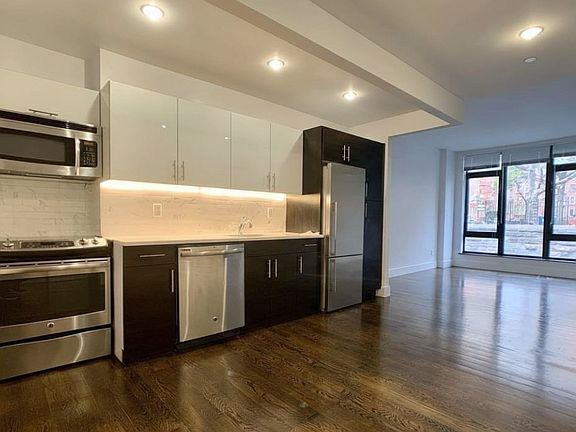2nd image of 148 E 98th St APT 2A