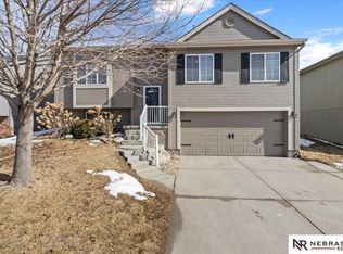 4615 N 168th Ave, Omaha, NE 68116