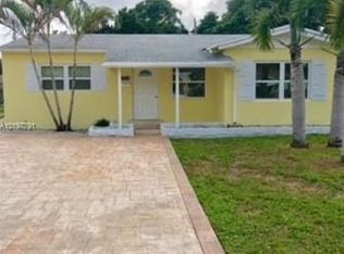 2826 Plunkett St, Hollywood, FL 33020