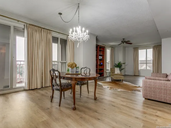 1 TOWERS PARK LN #511, San Antonio, TX 78209