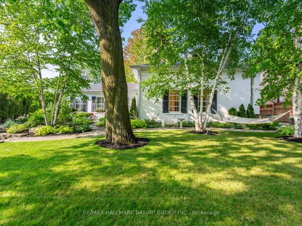 171 Old Forest Hill Rd, Toronto, ON M6C 2G7
