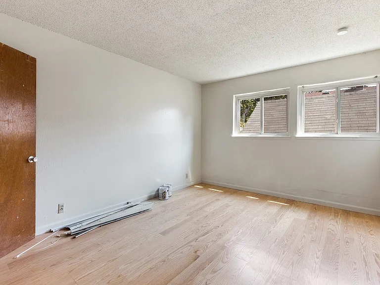 2606 Benvenue Ave — Photo 10