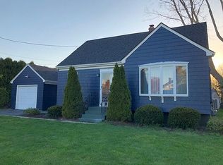283 Forest Ave, Middletown, RI 02842