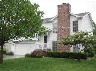 1208 Windsor Dr, Normal, IL 61761