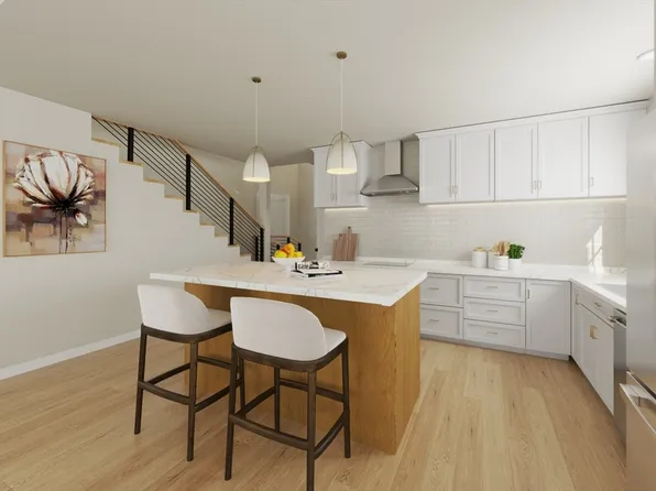 74 Congress St #6, Pembroke, MA 02359